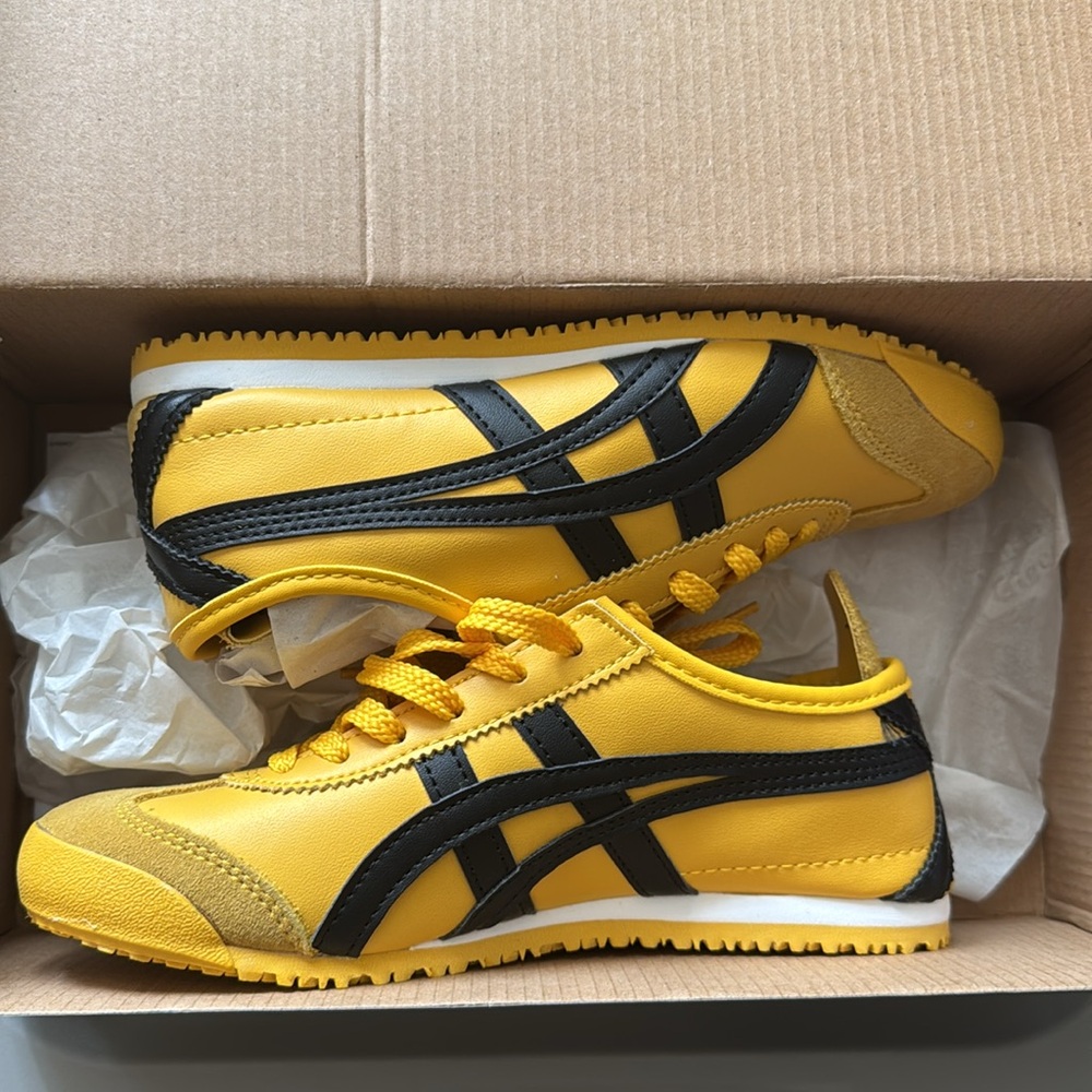 *New in Box* Onitsuka Tiger Mexico 66 women’s Sneakers